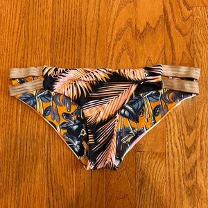 Maaji Reversible Bikini Bottoms - Medium